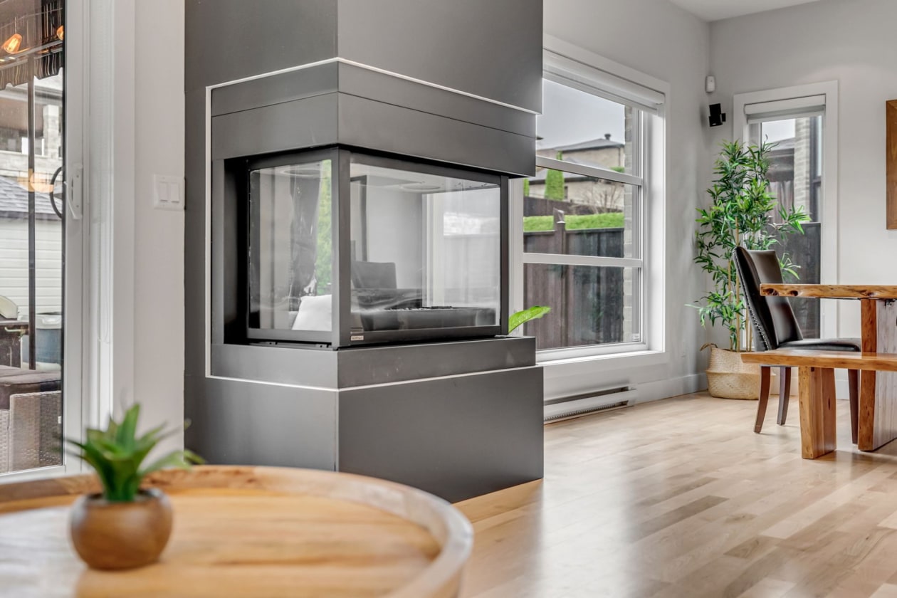 Salon — 463, Rue de l'Avrillet, Québec (Beauport), G1C0J7, Québec (Beauport)