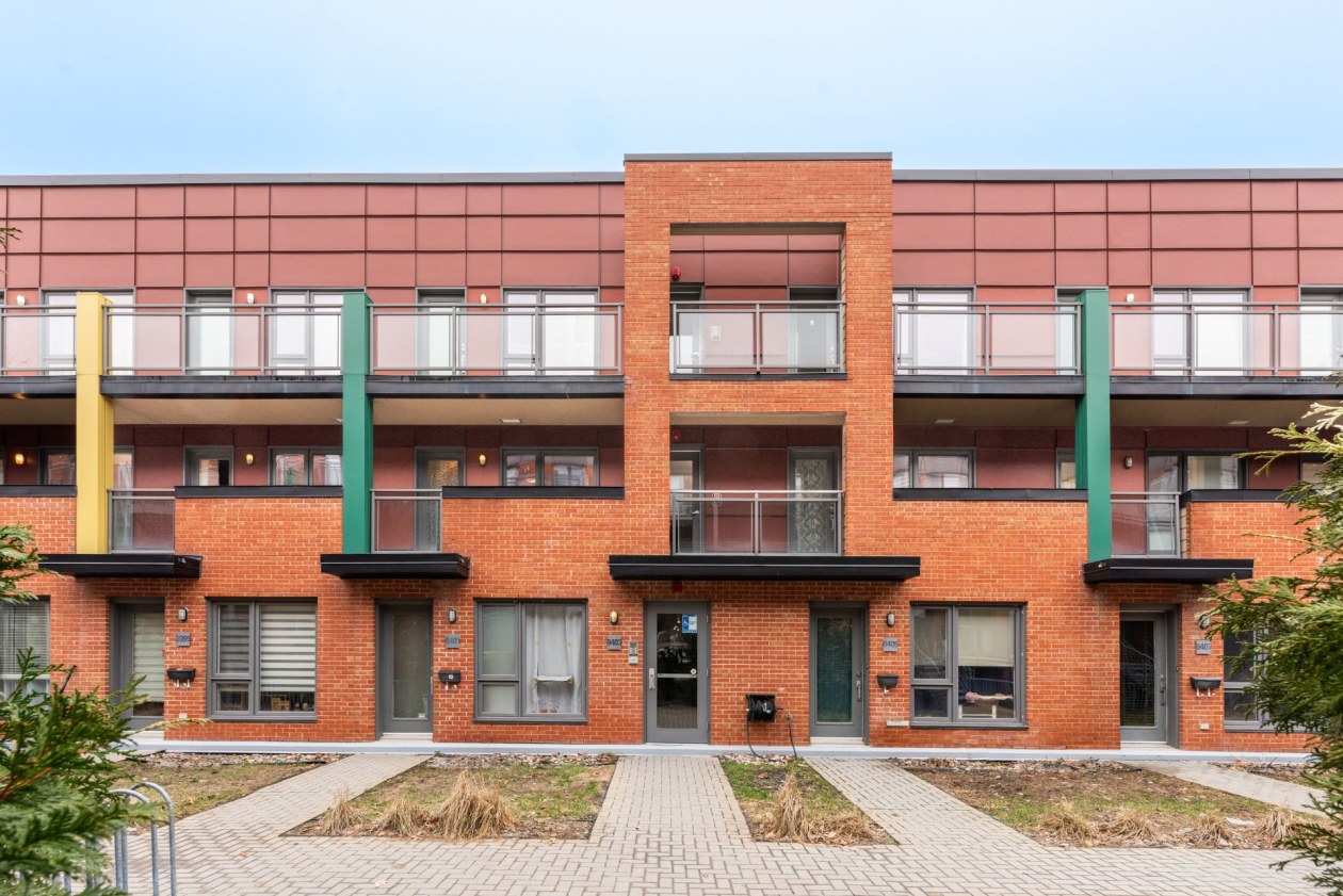 Façade — 9403, Rue Hochelaga, 207, Montréal (Mercier/Hochelaga-Maisonneuve), H1L2P7, Montréal (Mercier/Hochelaga-Maisonneuve)