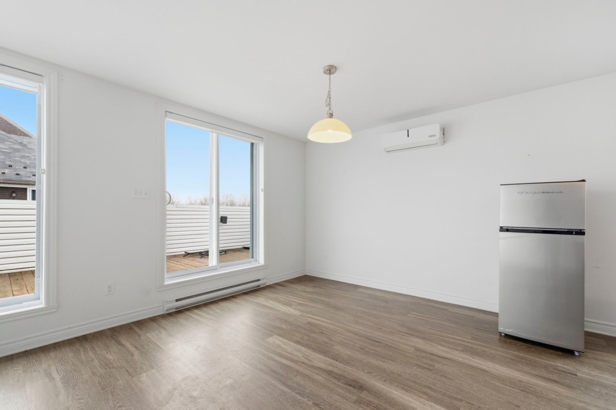 Salle à manger — 325, Rue Ste-Catherine, 404, Saint-Constant, J5A0G1, Saint-Constant
