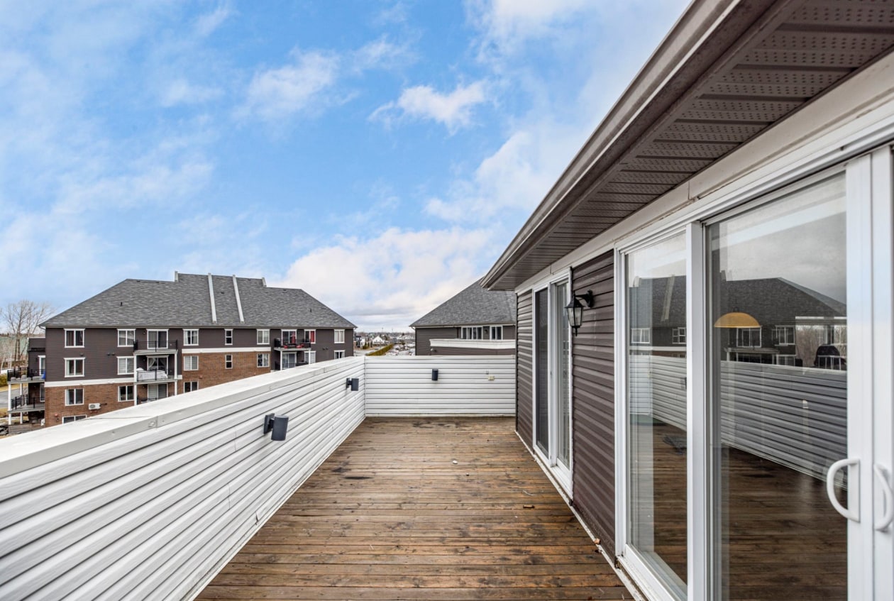 Terrasse — 325, Rue Ste-Catherine, 404, Saint-Constant, J5A0G1, Saint-Constant