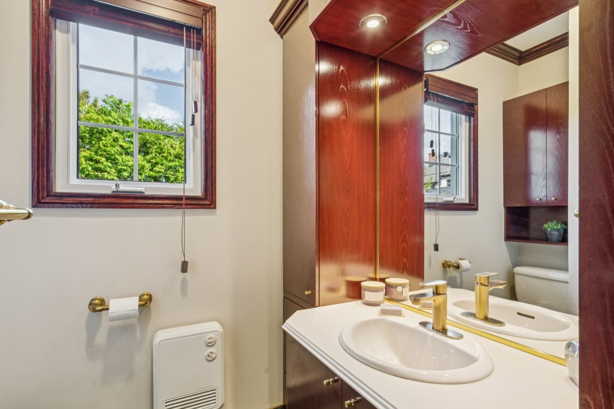 Salle d'eau — 3325, Rue Dawes, Montréal (Lachine), H9T1W5, Montréal (Lachine)
