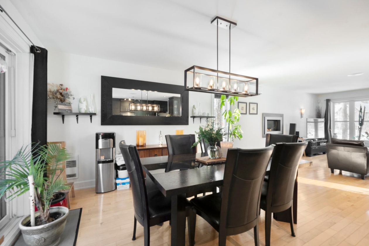 Salle à manger — 311, Rue des Celtes, Saint-Colomban, J5K0G7, Saint-Colomban