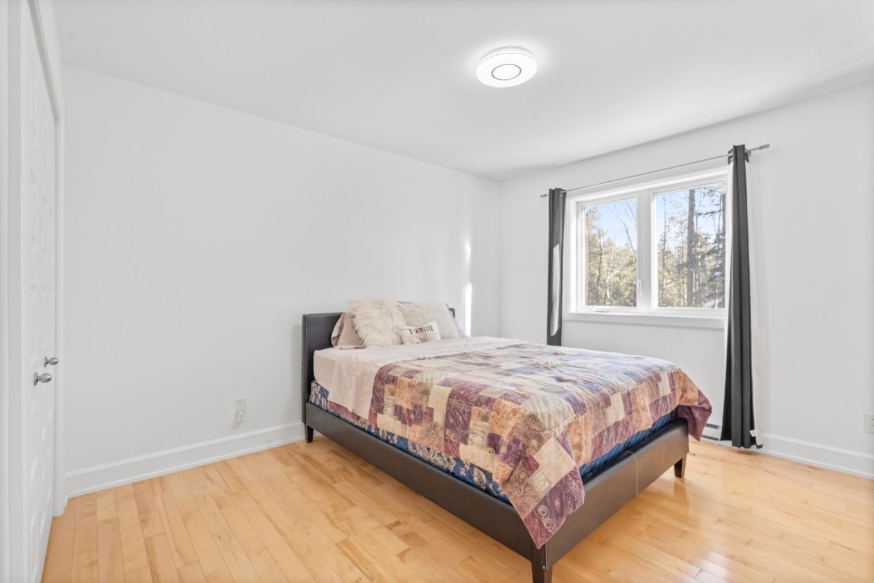 Chambre à coucher — 311, Rue des Celtes, Saint-Colomban, J5K0G7, Saint-Colomban