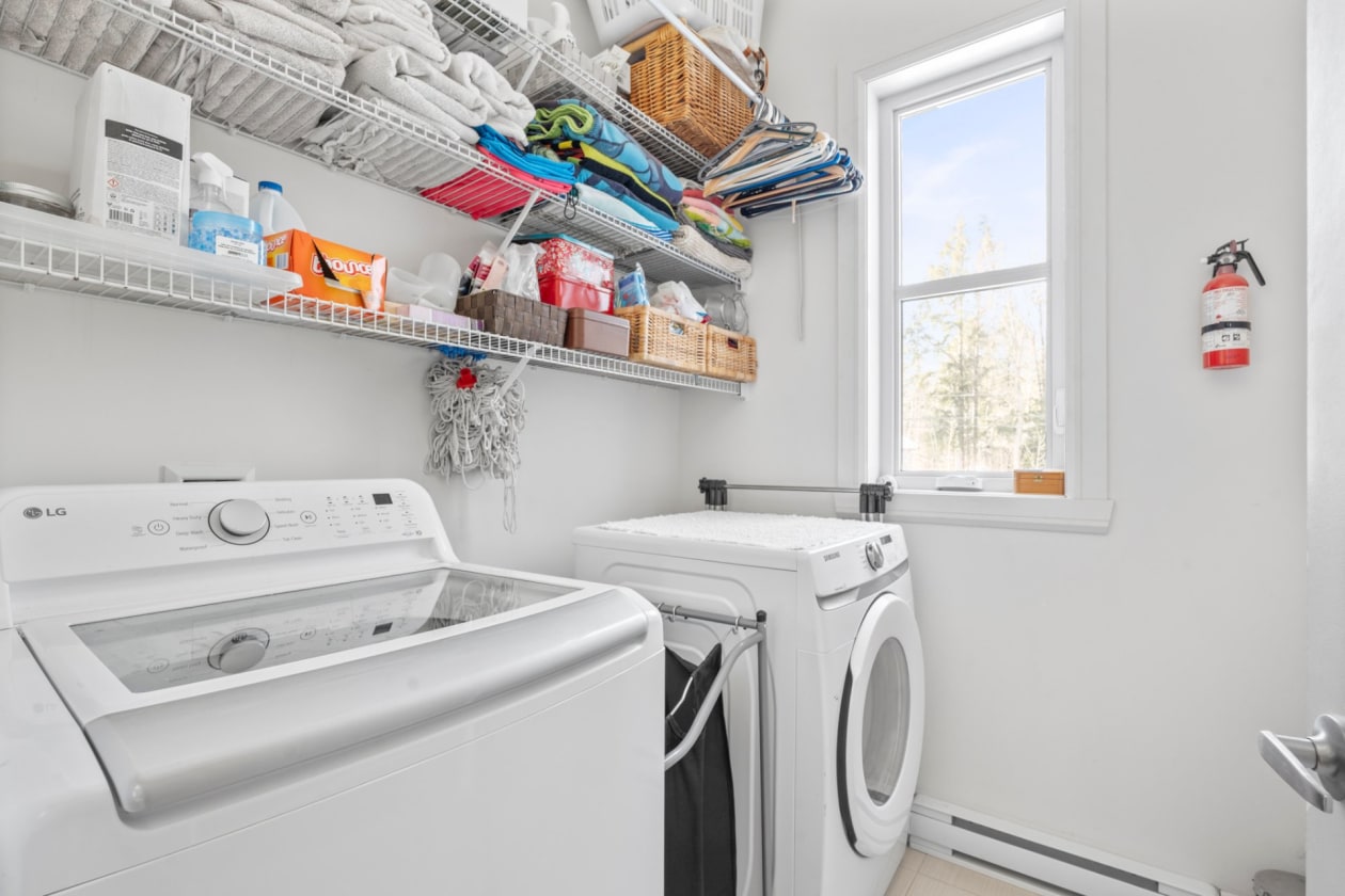 Salle de lavage — 311, Rue des Celtes, Saint-Colomban, J5K0G7, Saint-Colomban