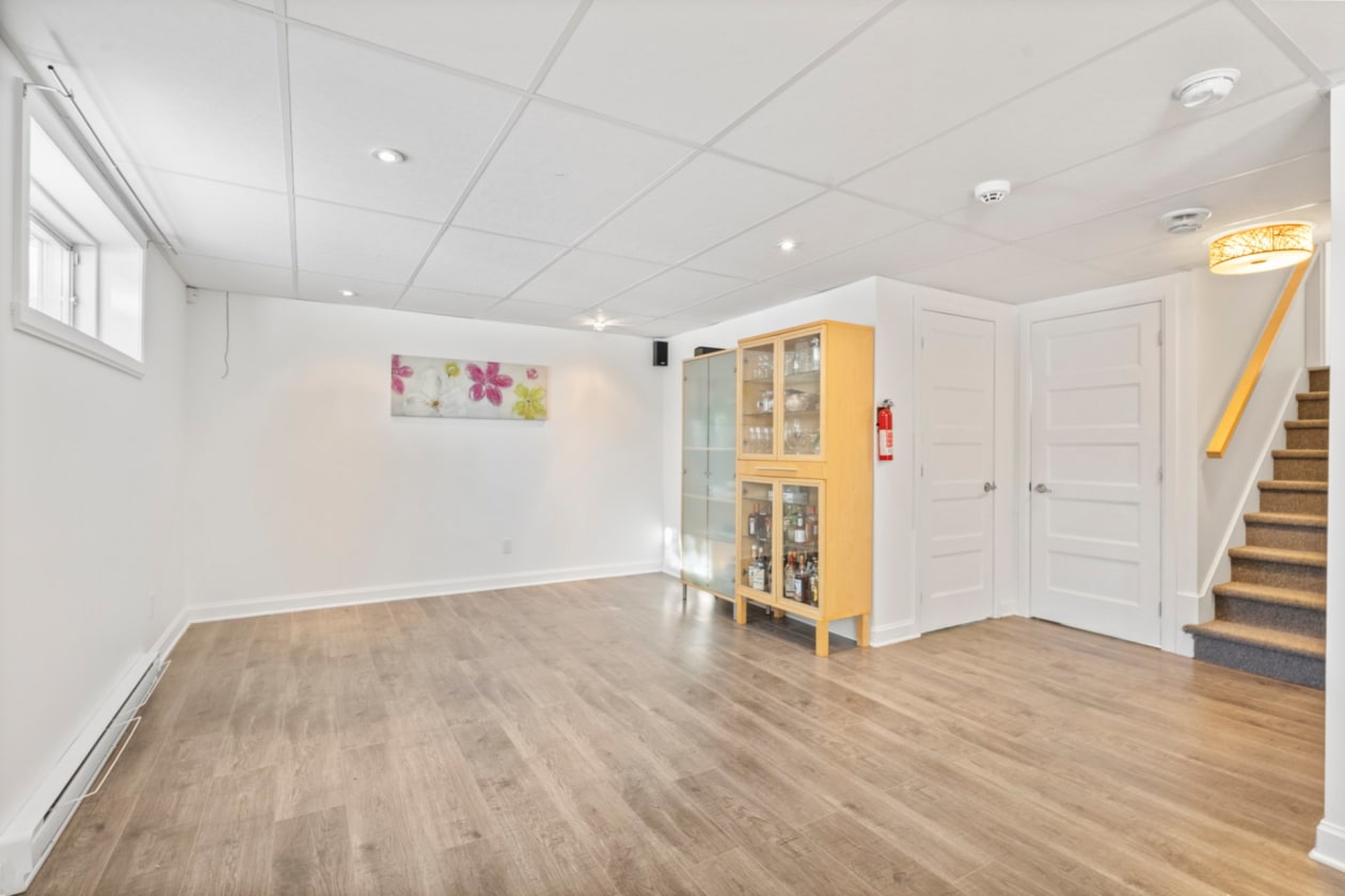 Salle familiale — 311, Rue des Celtes, Saint-Colomban, J5K0G7, Saint-Colomban