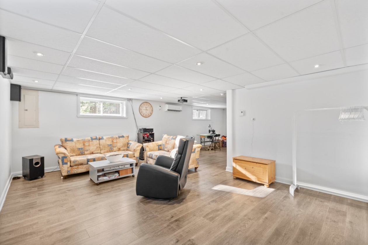 Salle familiale — 311, Rue des Celtes, Saint-Colomban, J5K0G7, Saint-Colomban