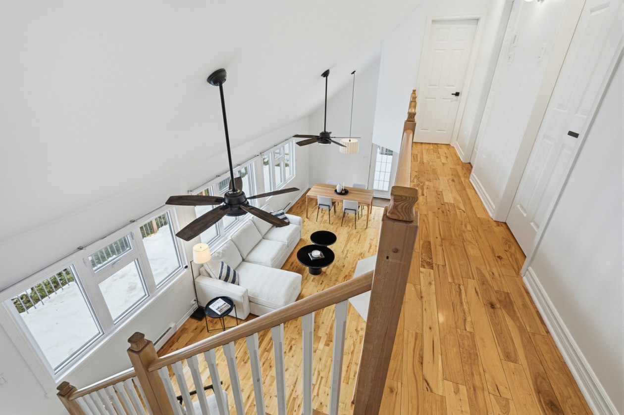 Escalier — 445, Rue du Baron, Saint-Sauveur, J0R1R4, Saint-Sauveur