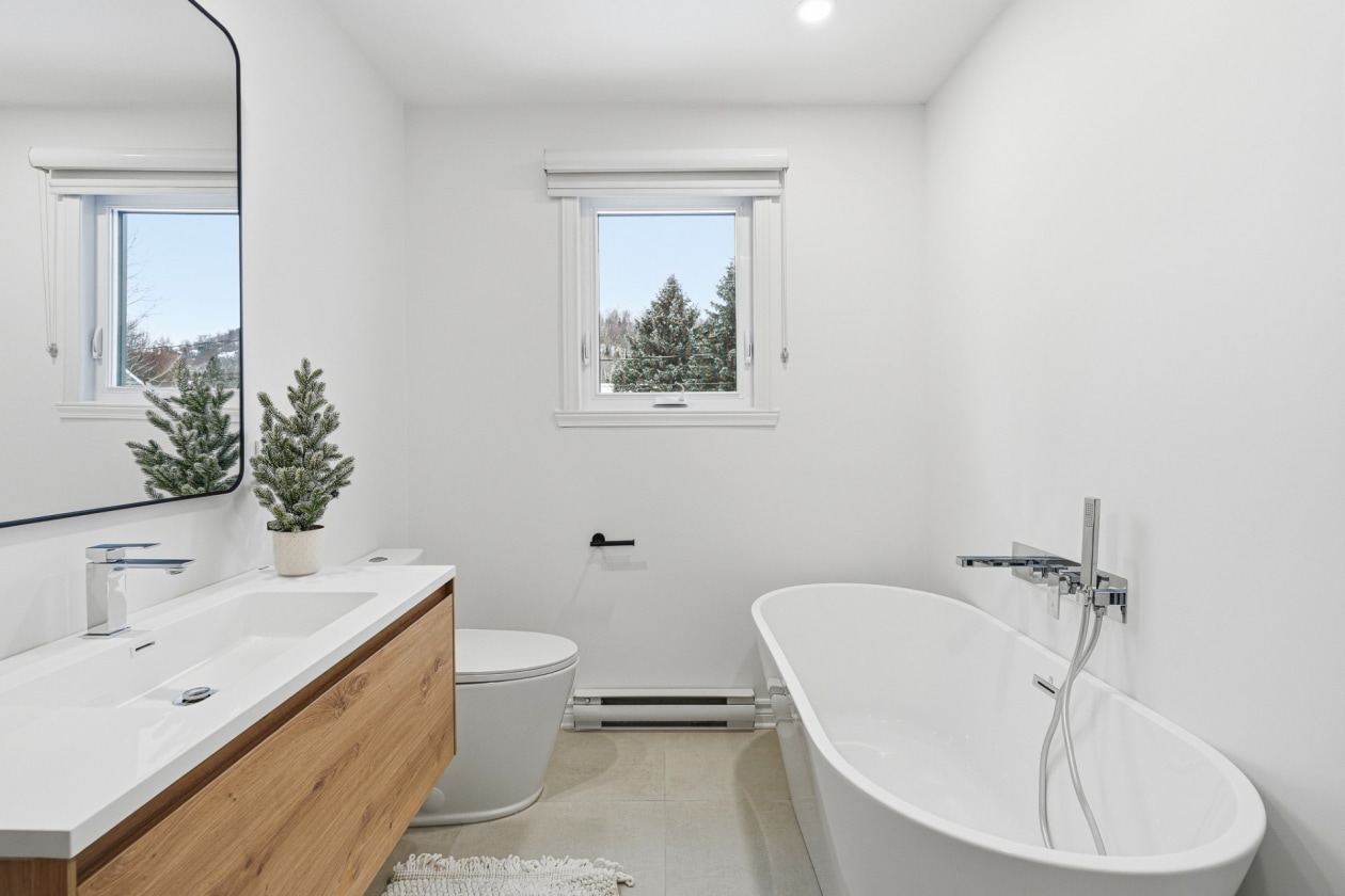Salle de bains — 445, Rue du Baron, Saint-Sauveur, J0R1R4, Saint-Sauveur