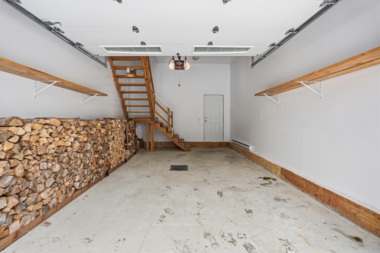 Garage — 445, Rue du Baron, Saint-Sauveur, J0R1R4, Saint-Sauveur