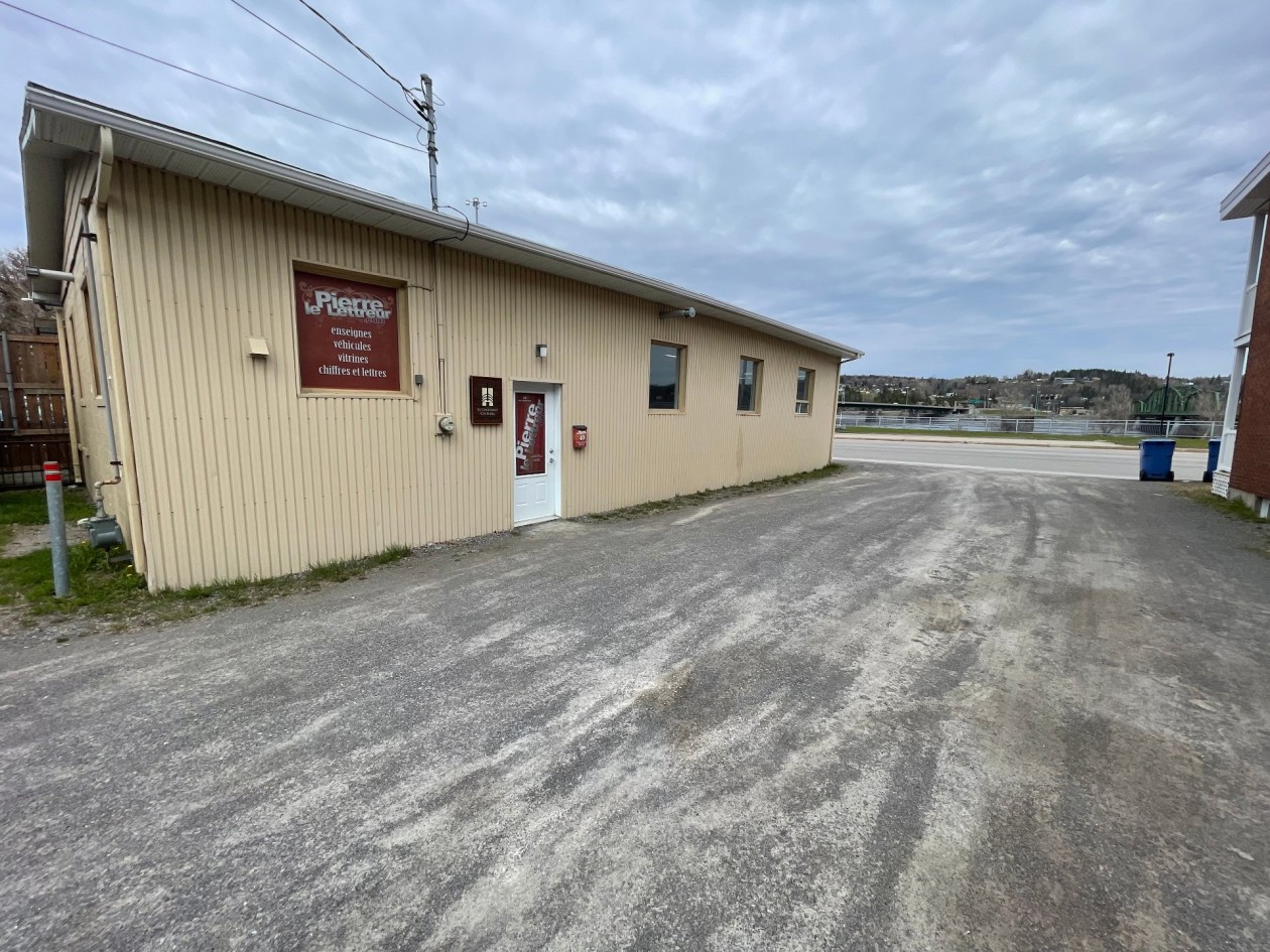 Extérieur — 40, Boul. du Saguenay O., Saguenay (Chicoutimi), G7J1C8, Saguenay (Chicoutimi)