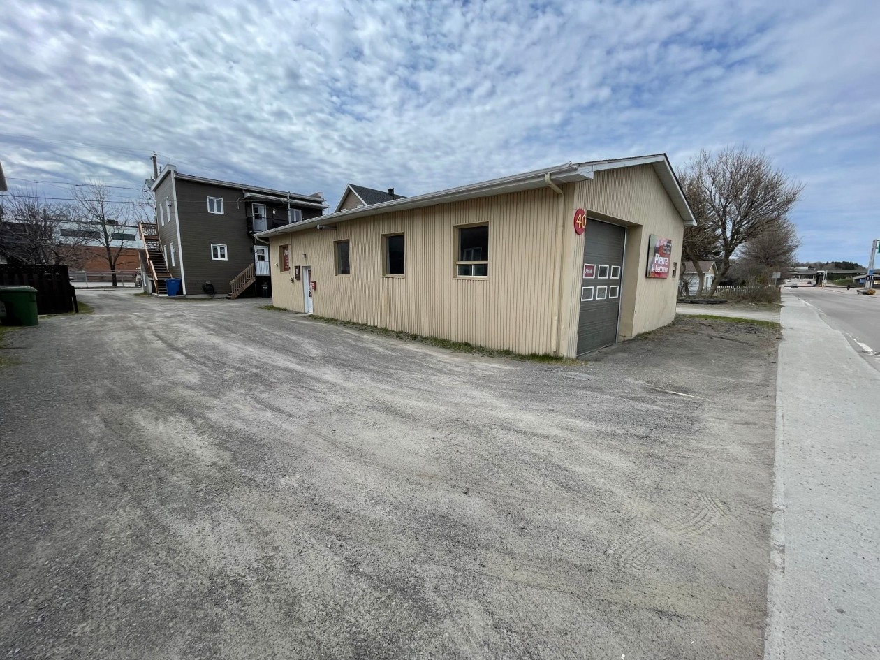 Extérieur — 40, Boul. du Saguenay O., Saguenay (Chicoutimi), G7J1C8, Saguenay (Chicoutimi)