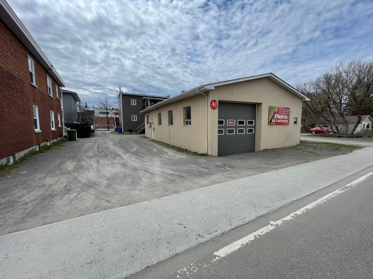 Extérieur — 40, Boul. du Saguenay O., Saguenay (Chicoutimi), G7J1C8, Saguenay (Chicoutimi)
