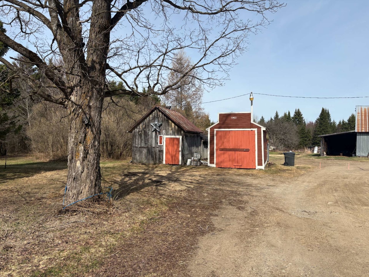 Garage — 1031, Rg du Sacré-Coeur, Saint-Jean-de-Matha, J0K2S0, Saint-Jean-de-Matha