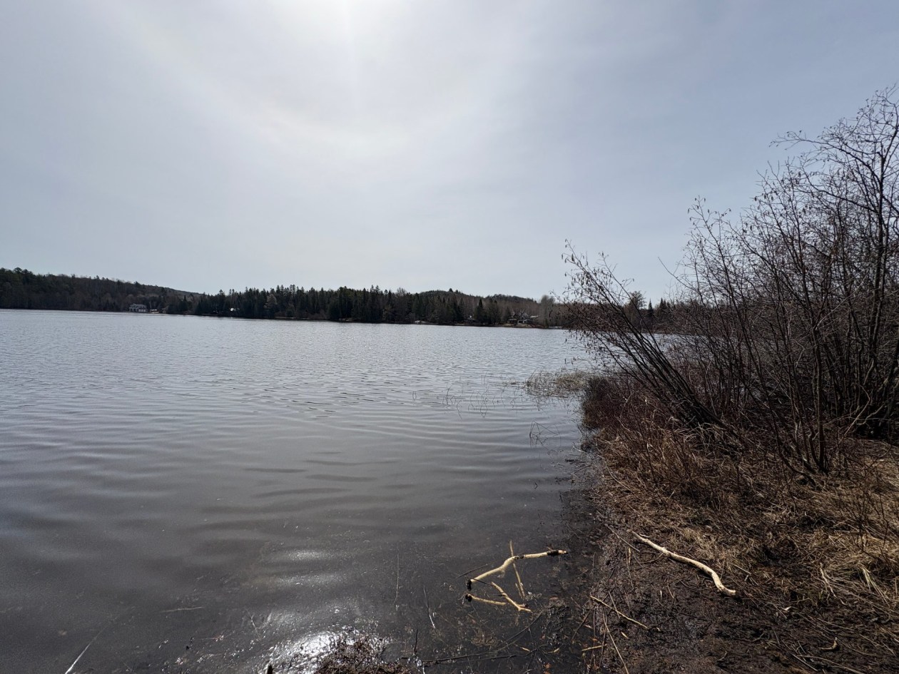 Bord de l'eau — 1031, Rg du Sacré-Coeur, Saint-Jean-de-Matha, J0K2S0, Saint-Jean-de-Matha