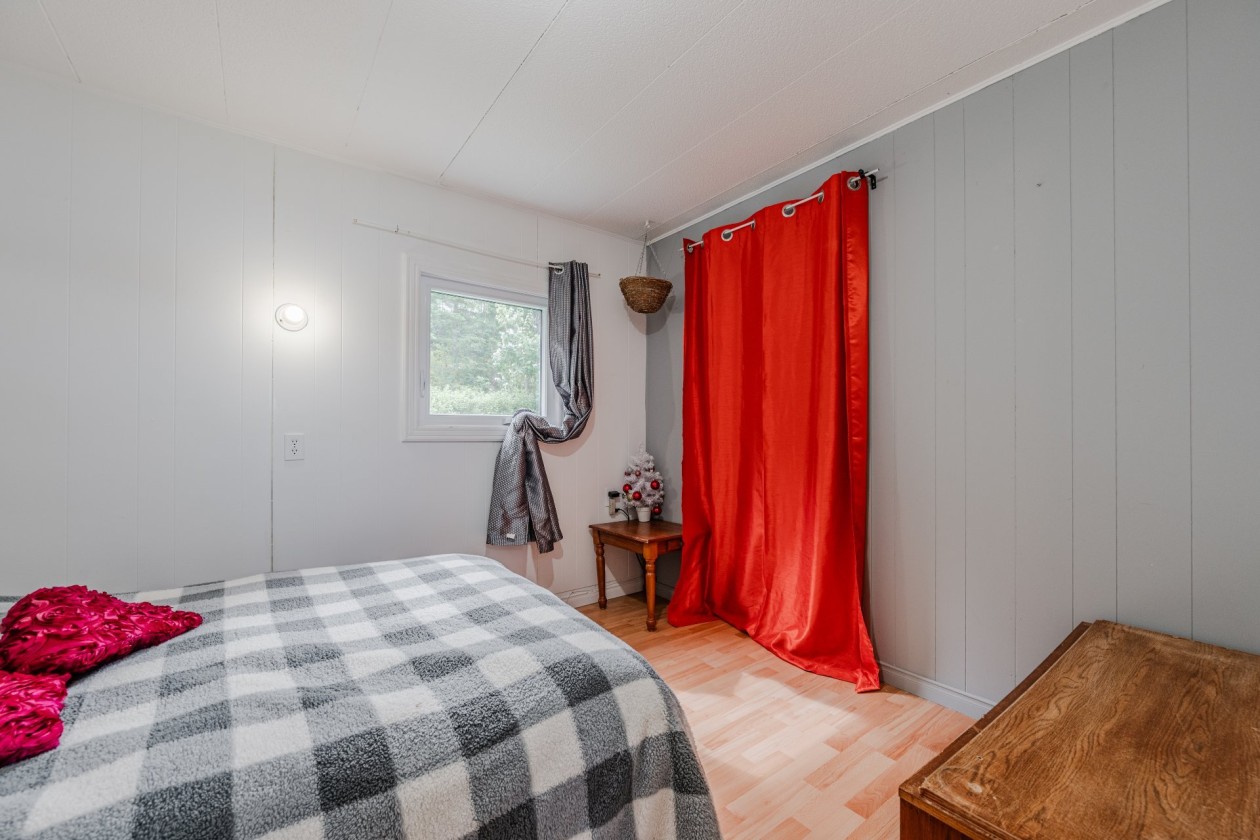 Chambre à coucher — 60, Ch. des Cormiers, Saint-Joseph-de-Lepage, G5H3K6, Saint-Joseph-de-Lepage