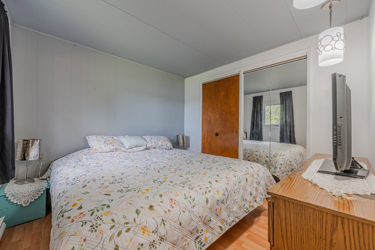 Chambre à coucher — 60, Ch. des Cormiers, Saint-Joseph-de-Lepage, G5H3K6, Saint-Joseph-de-Lepage
