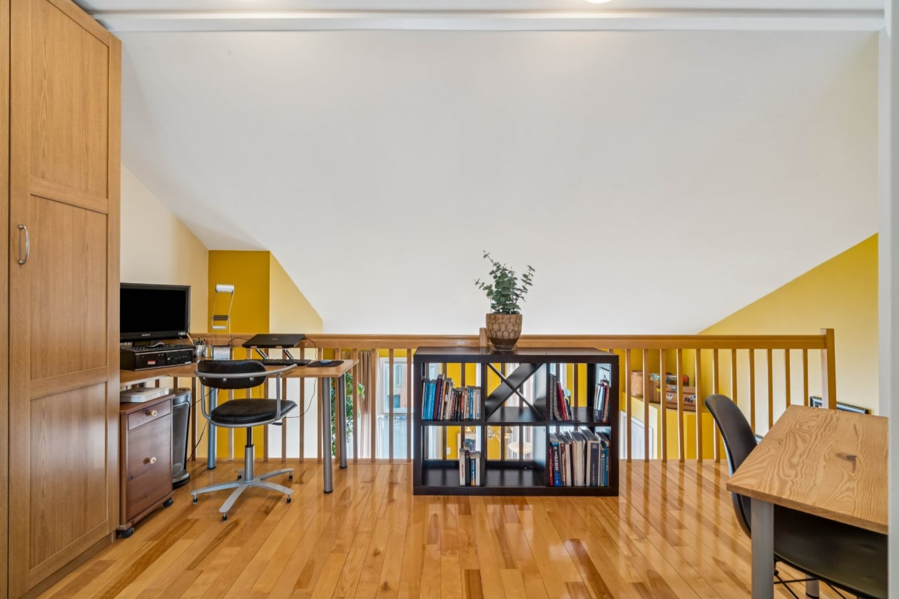 Mezzanine — 690, 36e Avenue, Montréal (Lachine), H8T3N9, Montréal (Lachine)