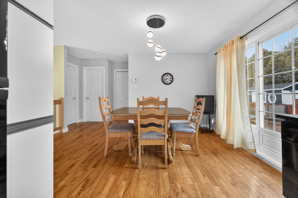Salle à manger — 273, Rue Corneau, Rimouski, G5L7V4, Rimouski