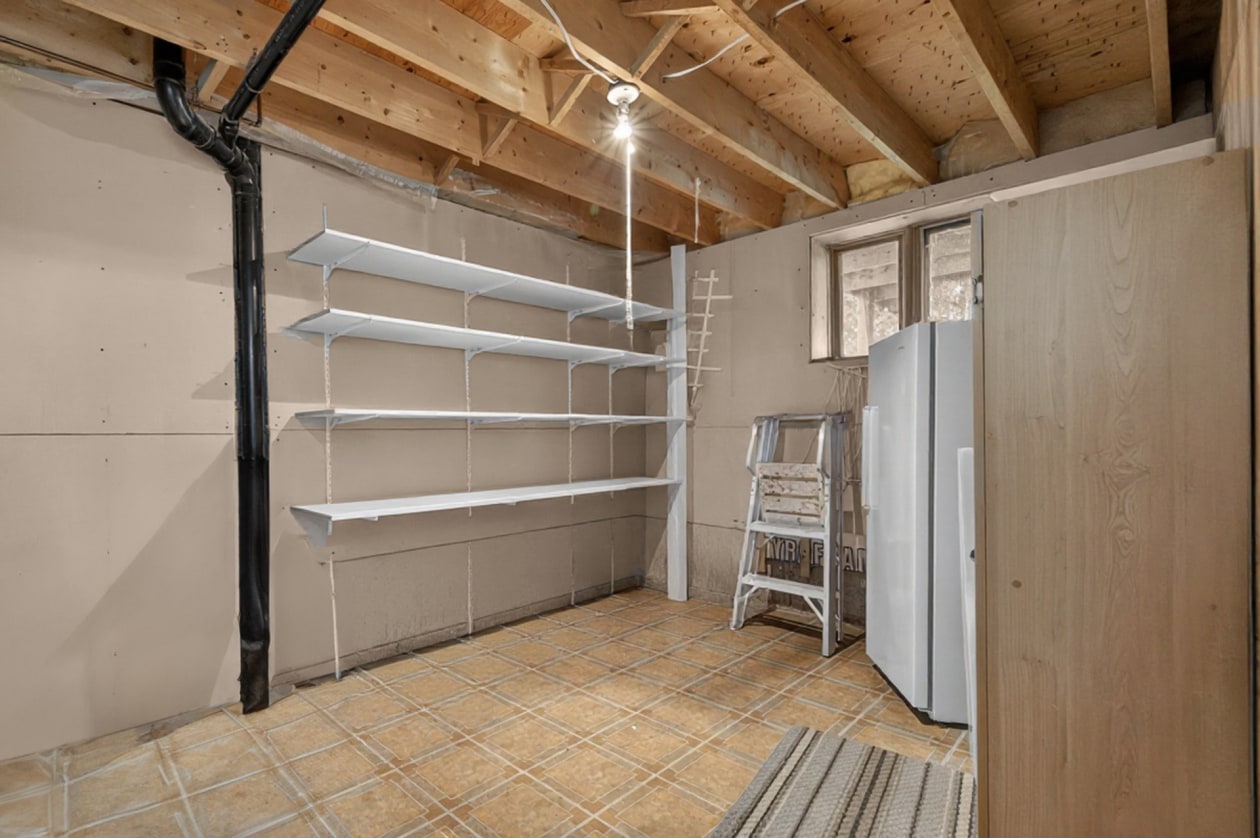 Rangement — 273, Rue Corneau, Rimouski, G5L7V4, Rimouski
