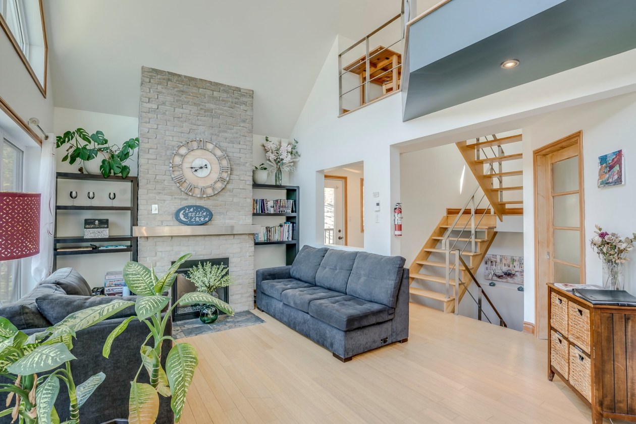 Salle familiale — 61, Ch. de la Perdrix, Stoneham-et-Tewkesbury, G3C2J6, Stoneham-et-Tewkesbury