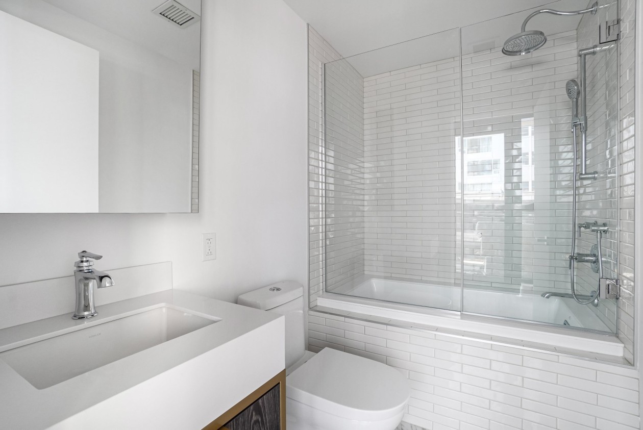 Salle de bains — 2060, Rue Peel, 407, Montréal (Ville-Marie), H3A0J1, Montréal (Ville-Marie)