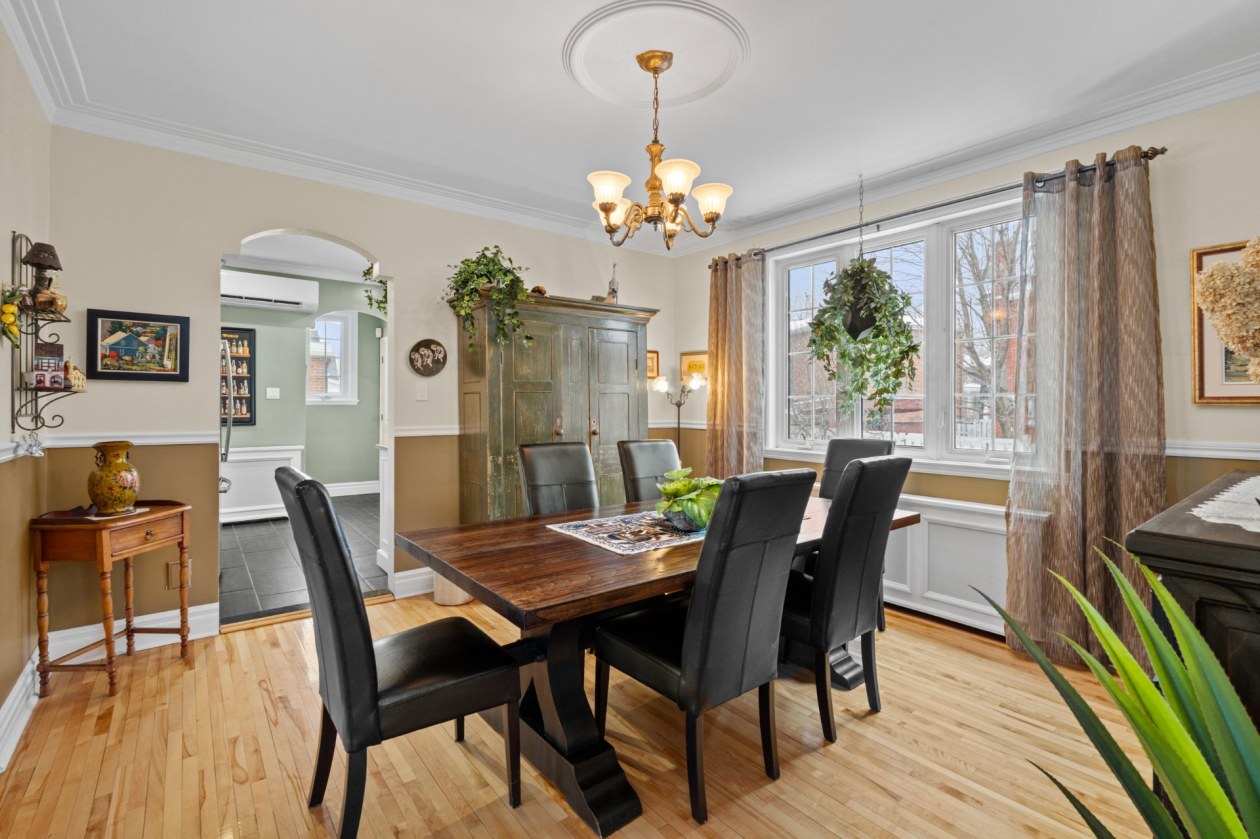 Salle à manger — 5150, Boul. St-Joseph, Montréal (Lachine), H8T1S2, Montréal (Lachine)