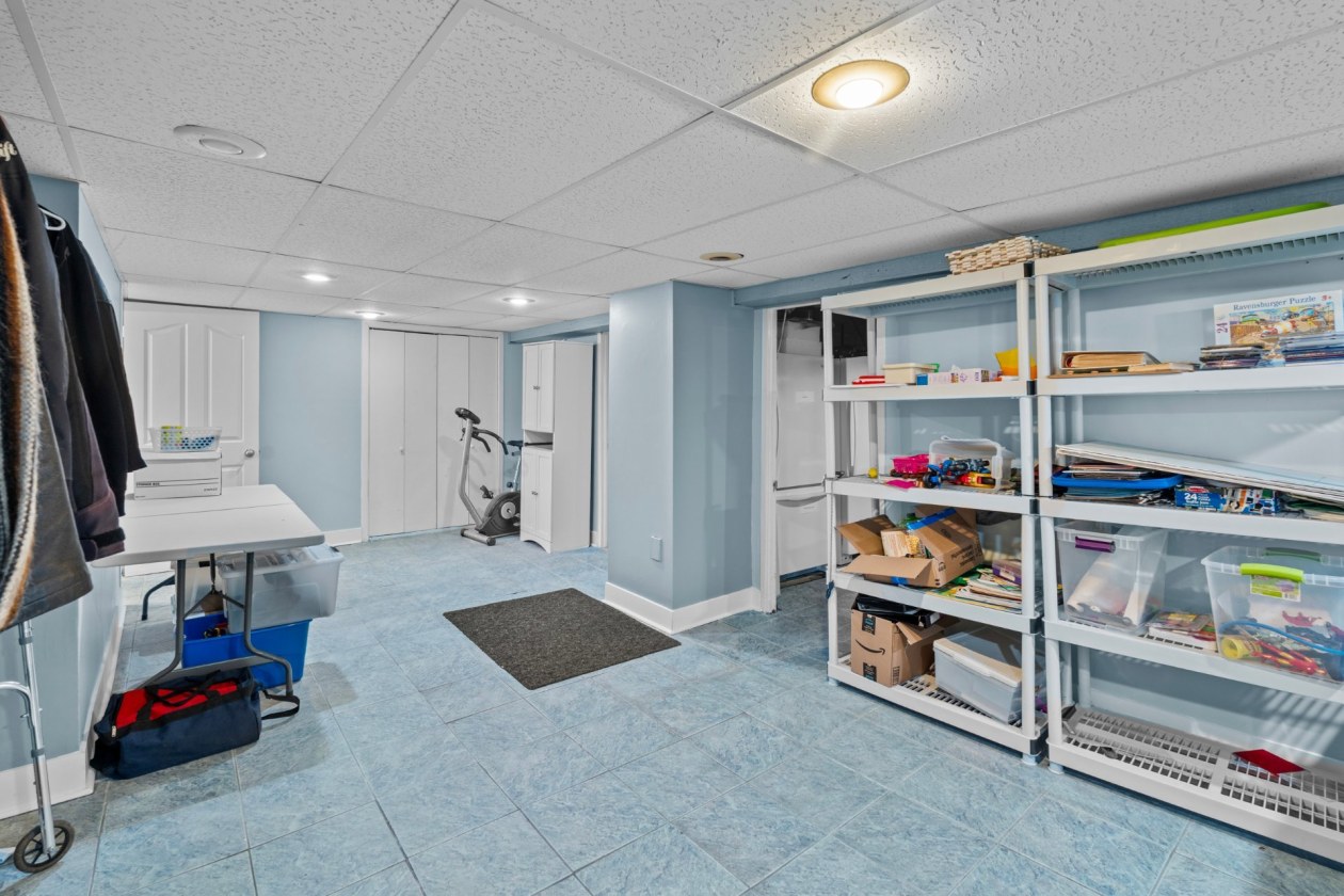 Salle familiale — 5150, Boul. St-Joseph, Montréal (Lachine), H8T1S2, Montréal (Lachine)