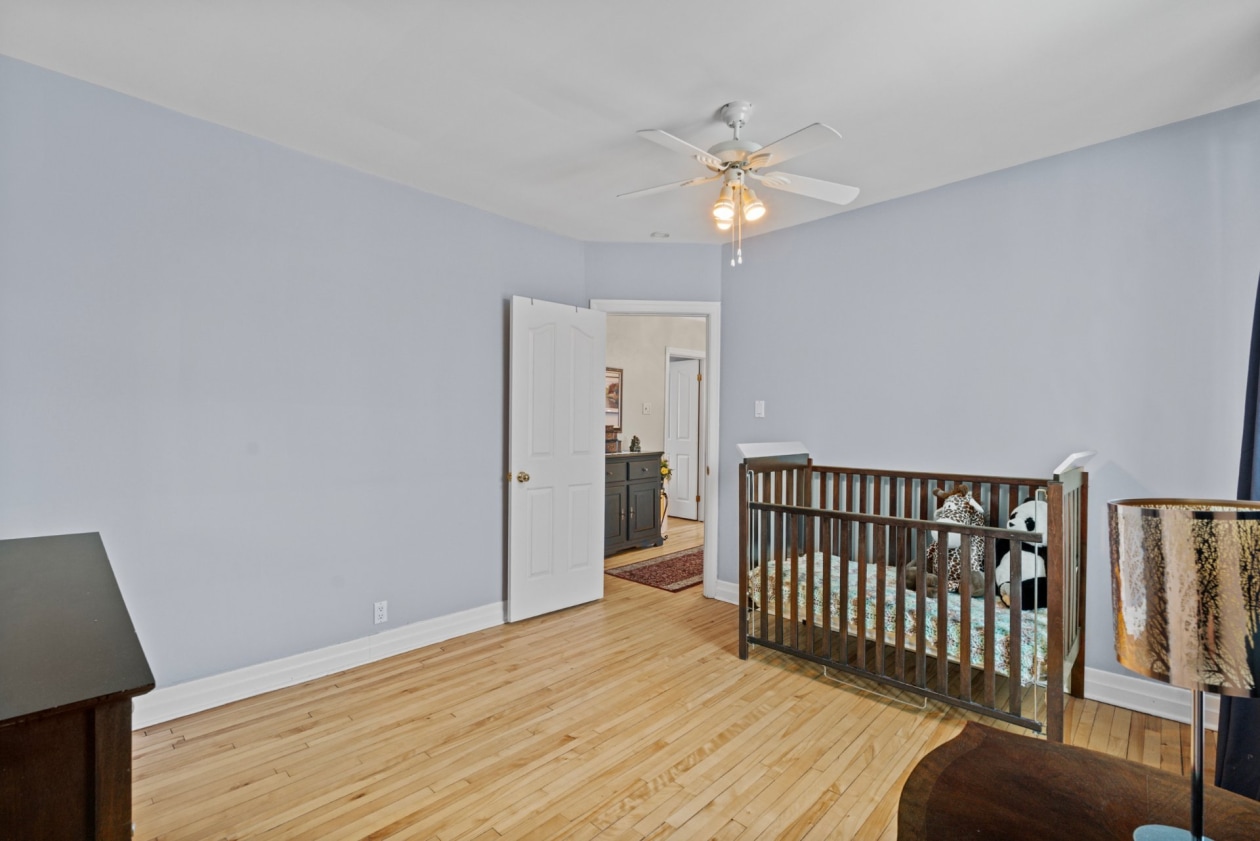Chambre à coucher — 5150, Boul. St-Joseph, Montréal (Lachine), H8T1S2, Montréal (Lachine)