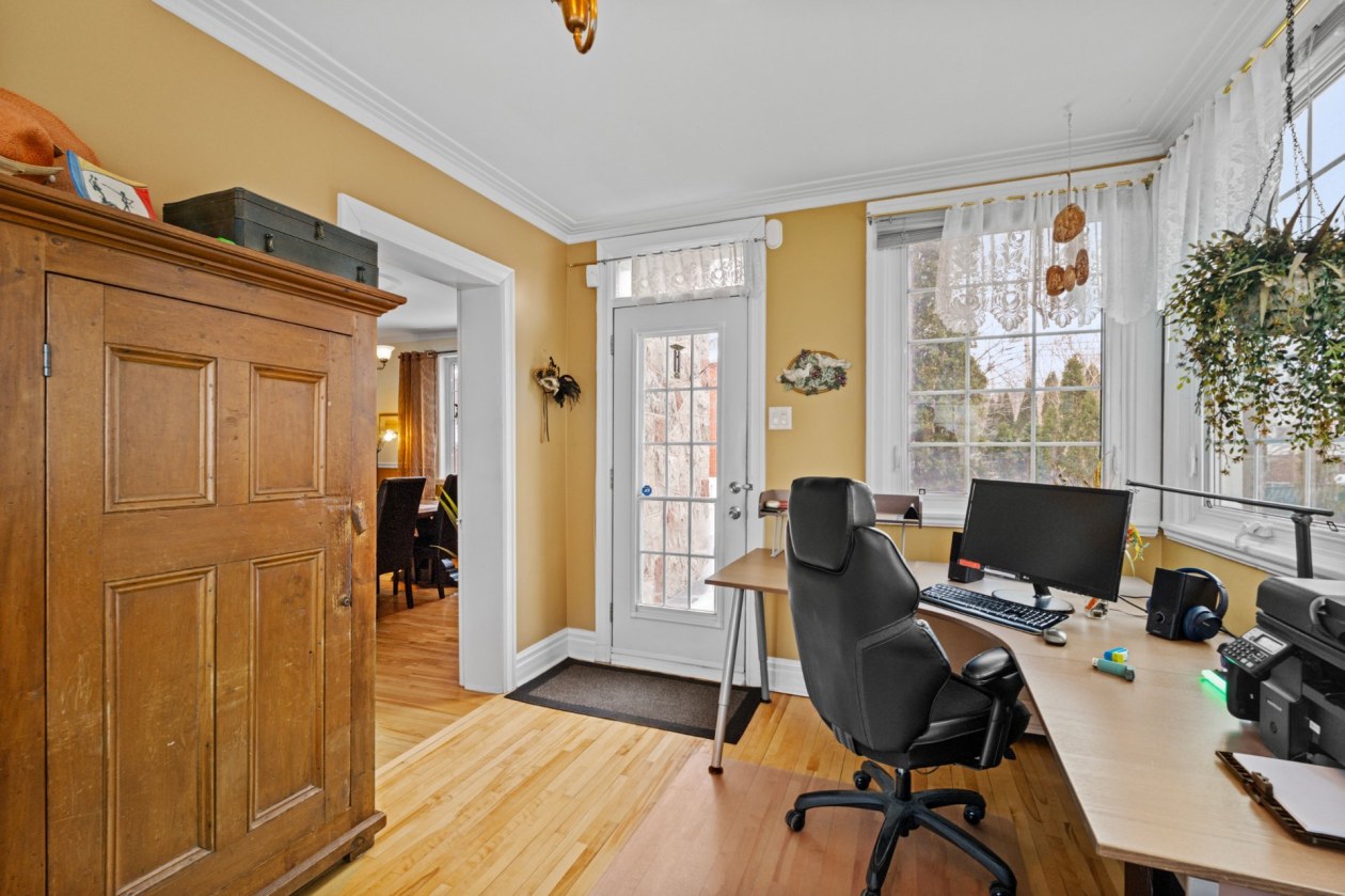 Bureau — 5150, Boul. St-Joseph, Montréal (Lachine), H8T1S2, Montréal (Lachine)