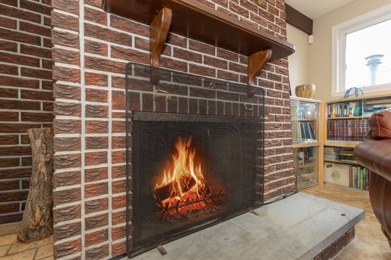 Salle familiale — 20, Boul. Ste-Marguerite, Châteauguay, J6K1M1, Châteauguay