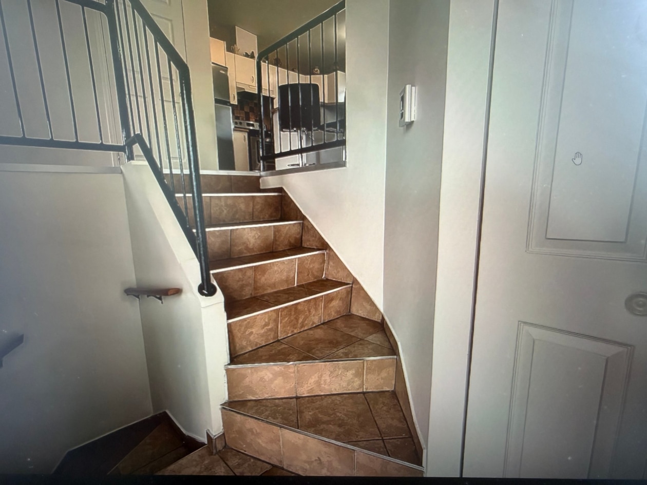 Hall d'entrée — 940, Rue des Défibreurs, Saguenay (Chicoutimi), G7J4X5, Saguenay (Chicoutimi)