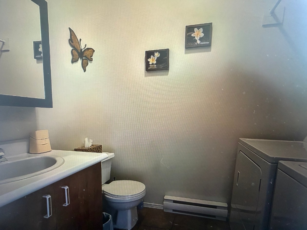 Salle de bains — 940, Rue des Défibreurs, Saguenay (Chicoutimi), G7J4X5, Saguenay (Chicoutimi)