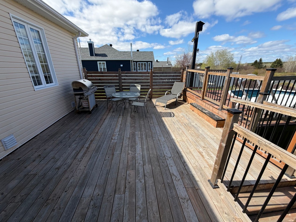 Terrasse — 226, Rue de la Place-des-Champs, Saint-Nazaire, G0W2V0, Saint-Nazaire