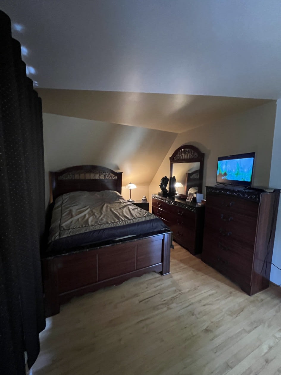 Chambre à coucher principale — 1284 Rang Sainte Anne, Métabetchouan-Lac-à-la-Croix, G8G 1A3, Métabetchouan-Lac-à-la-Croix