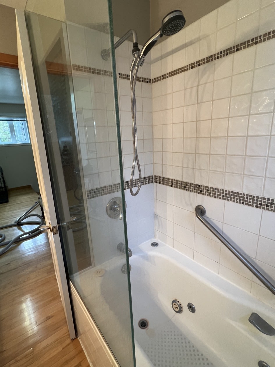 Salle de bains — 1284 Rang Sainte Anne, Métabetchouan-Lac-à-la-Croix, G8G 1A3, Métabetchouan-Lac-à-la-Croix