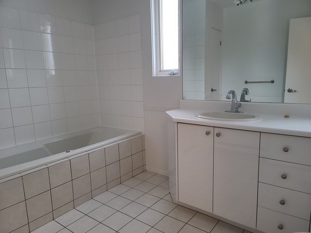 Salle de bains — 609, Rue Jules-Huot, Saguenay (Chicoutimi), G7H5A7, Saguenay (Chicoutimi)