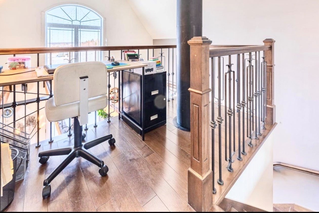 Bureau — 667, Ch. de la Colline, Saint-Romain, G0Y1L0, Saint-Romain