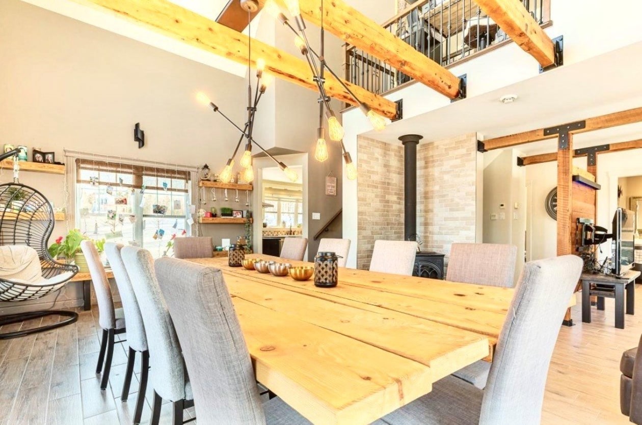 Salle à manger — 667, Ch. de la Colline, Saint-Romain, G0Y1L0, Saint-Romain