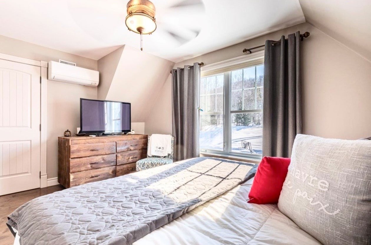 Chambre à coucher — 667, Ch. de la Colline, Saint-Romain, G0Y1L0, Saint-Romain