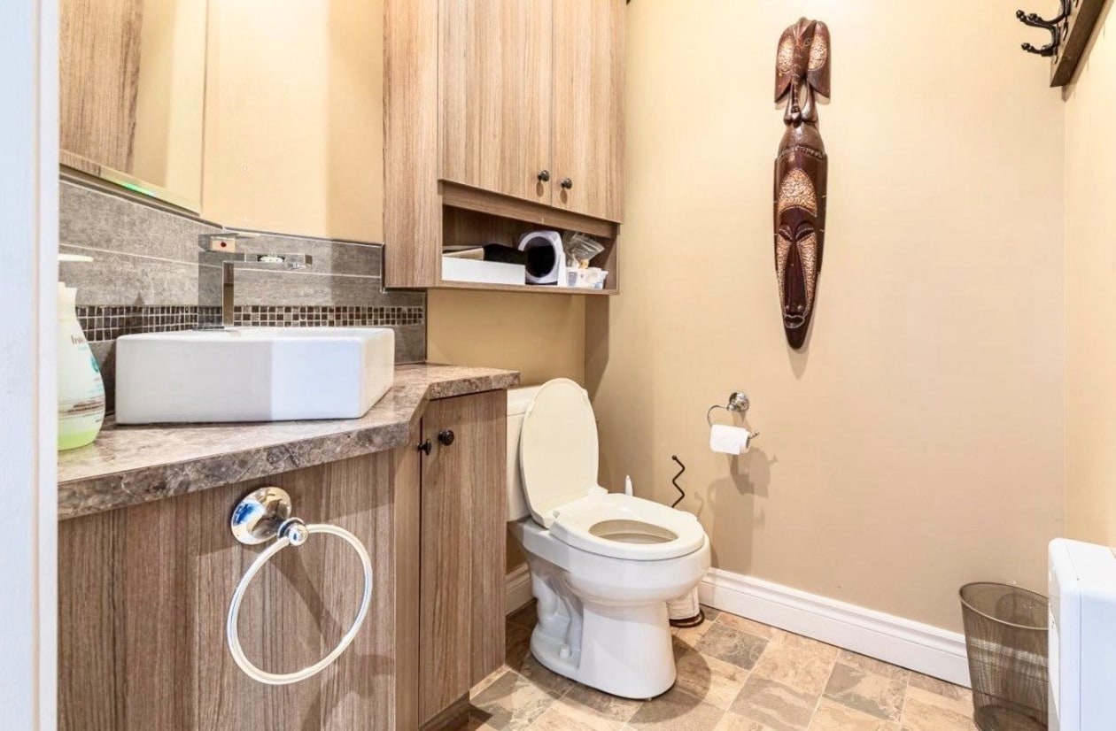 Salle de bains — 667, Ch. de la Colline, Saint-Romain, G0Y1L0, Saint-Romain