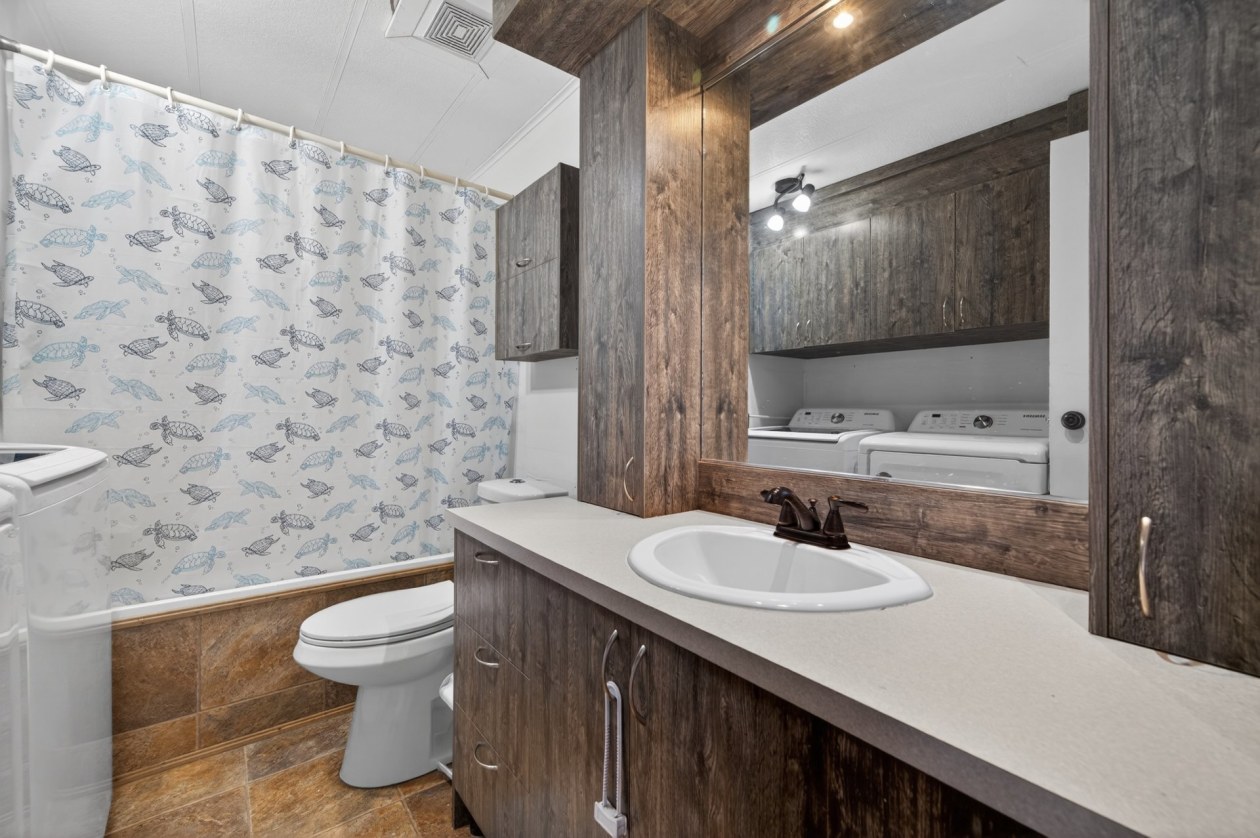 Salle de bains — 246, Rue Principale, Saint-Modeste, G0L3M0, Saint-Modeste