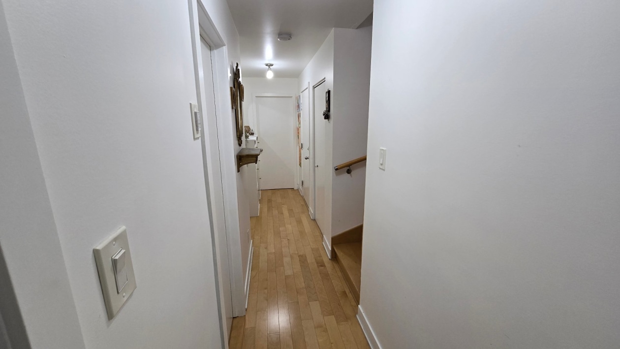 Corridor — 9997, Av. du Parc-Georges, 105, Montréal (Montréal-Nord), H1H4X6, Montréal (Montréal-Nord)