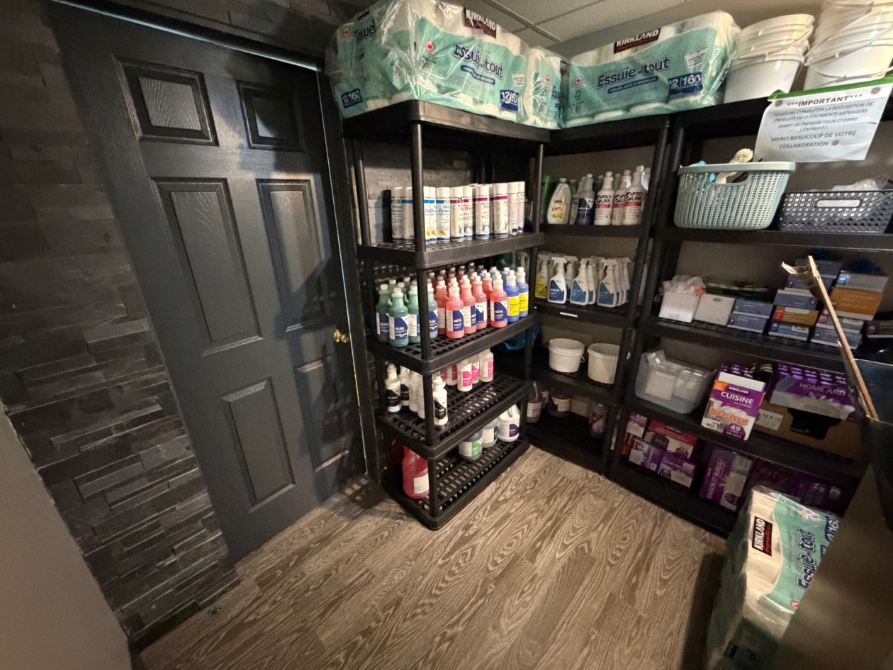 Rangement — 452 - 456, Rue de l'Hôtel-Dieu, Saguenay (Chicoutimi), G7H1V7, Saguenay (Chicoutimi)