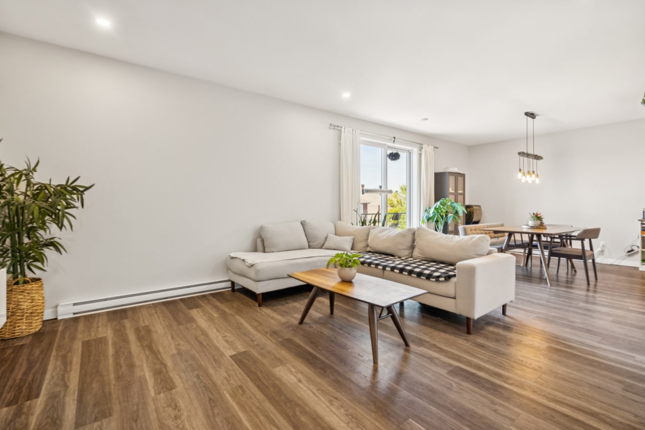 Photo 8 — 202-210 Rue Robert-Jones, 202, Saint-Jean-Sur-Richelieu, J2X 0E2, Saint-Jean-Sur-Richelieu