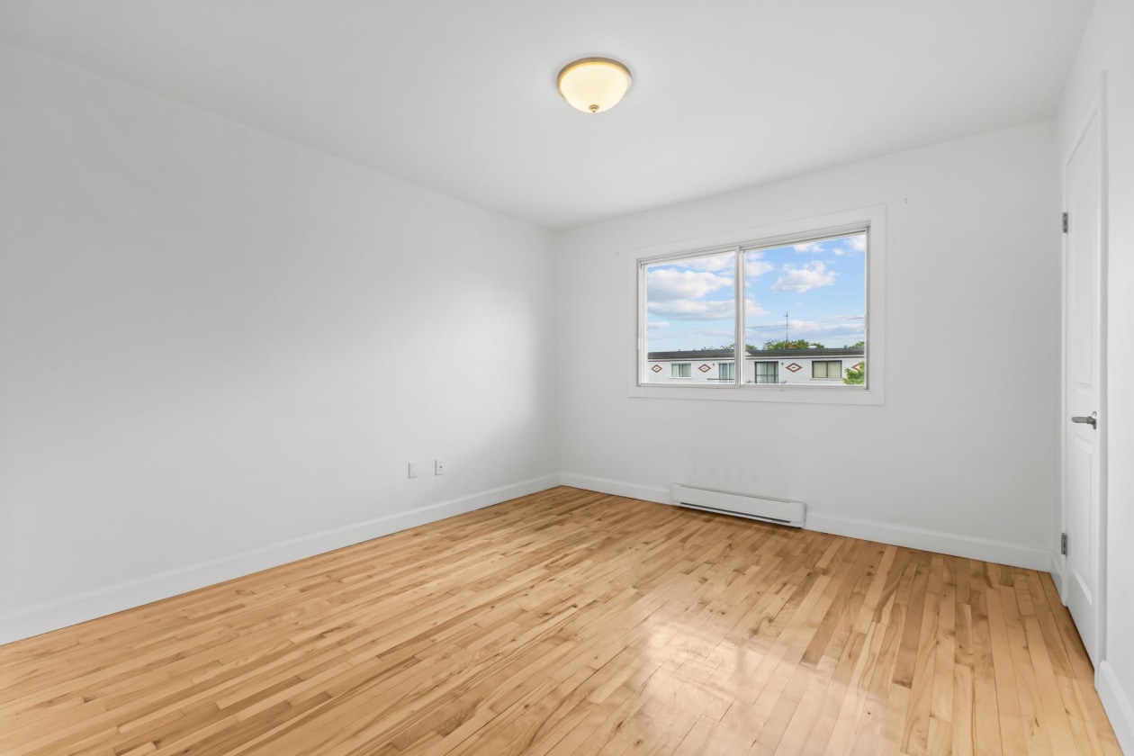 Chambre à coucher — 4344, Rue de Venise, Montréal (Saint-Léonard), H1S1G1, Montréal (Saint-Léonard)