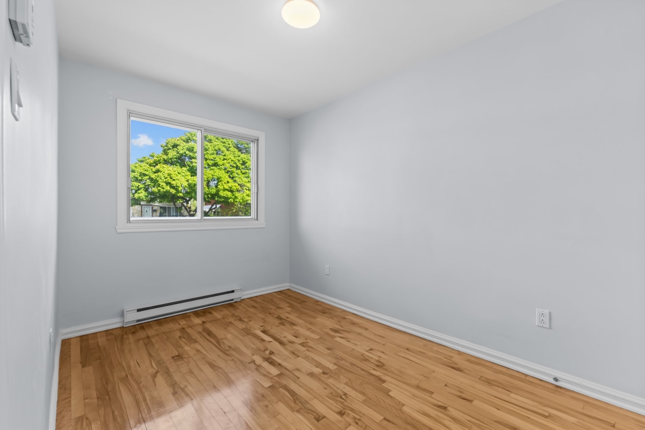 Chambre à coucher — 4340, Rue de Venise, Montréal (Saint-Léonard), H1S1G1, Montréal (Saint-Léonard)