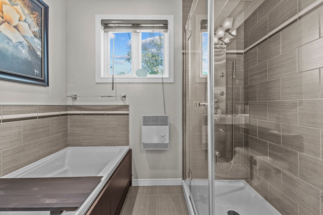 Salle de bains — 304, Rue Ouimette, Saint-Eustache, J7P4Z1, Saint-Eustache