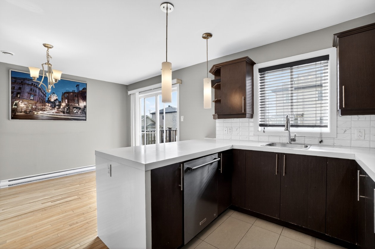 Cuisine — 7998 Rue des Quatre-Vents, Laval, H7A 0E9, Laval
