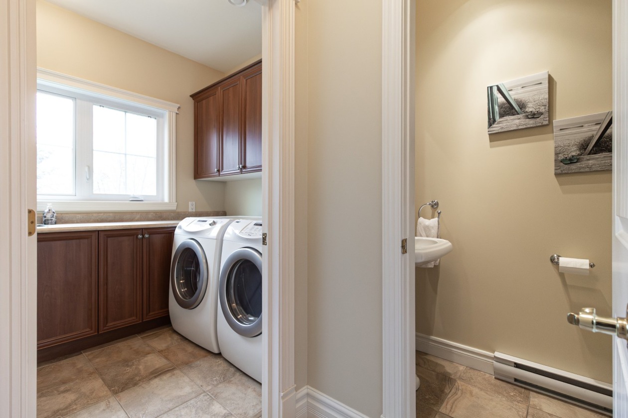 Salle de lavage — 125, Route du Fleuve O., Sainte-Luce, G0K1P0, Sainte-Luce
