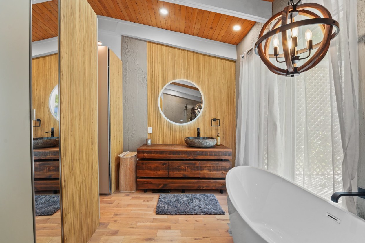 Salle de bains — 333, Rue Montview, Rosemère, J7A2W2, Rosemère